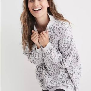 NWOT Aerie Good Vibes Oversized Quarter Zip Size S